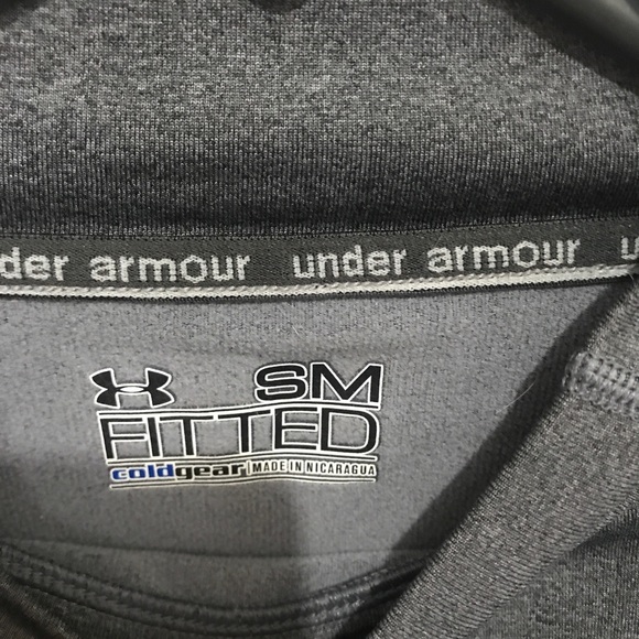 Under armour women’s workout top cold gear - Picture 2 of 6